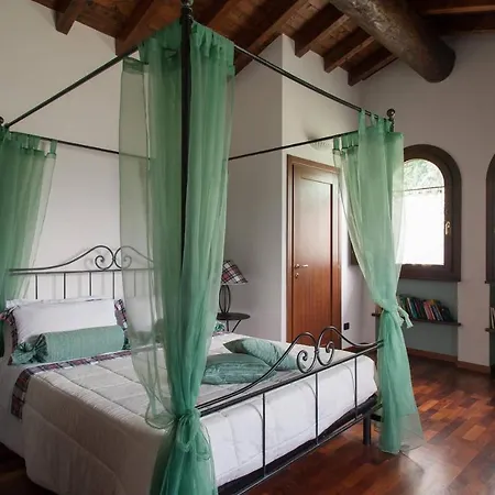 Il Noce Homestay Δωμάτια σε οικογενειακή κατοικία *