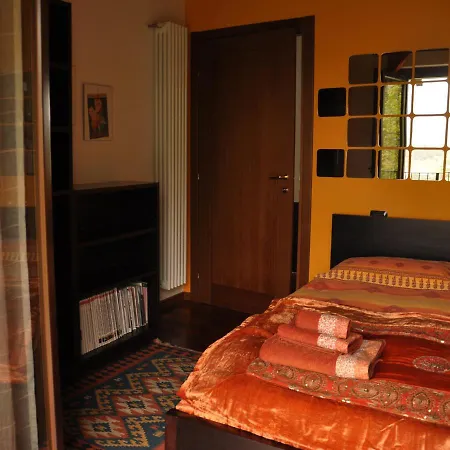 Δωμάτια σε οικογενειακή κατοικία Il Noce Homestay *